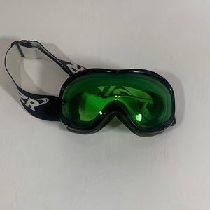 Ski glasses